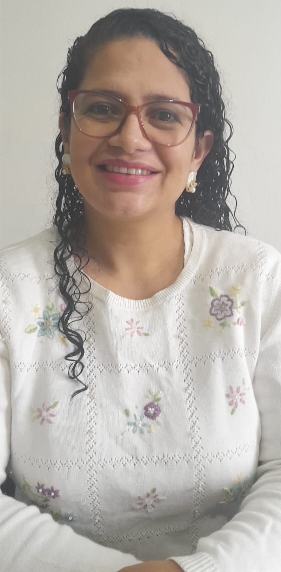 Licda. Perla Carolina Reyes López / Coordinadora Departamental de Educación Media Image